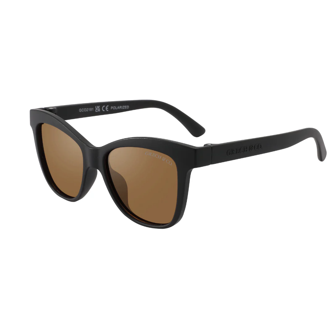 GRECHCO_GCO2181_SS24_ICONIC_WAYFARER_POLARIZED_SUNGLASSES_BLACK_pack_2_1080x1080 Naočare za odrasle Wayfarer Black - Image 1